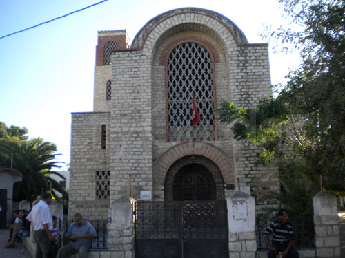 Tébourba