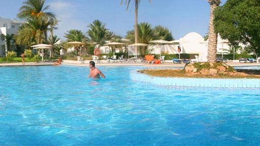 Mouradi Menzel piscine