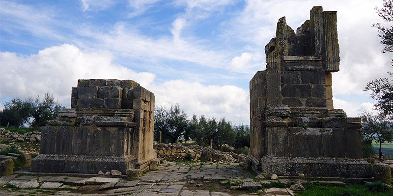 Les arcs de Dougga à Beja 