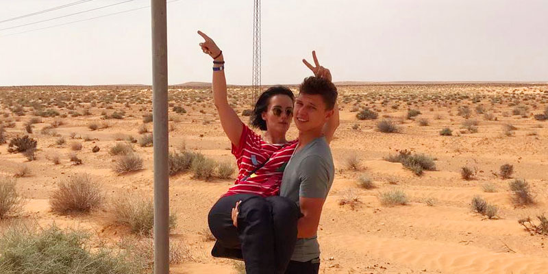 Accompagnez ce couple russe lors de leur séjour en Tunisie