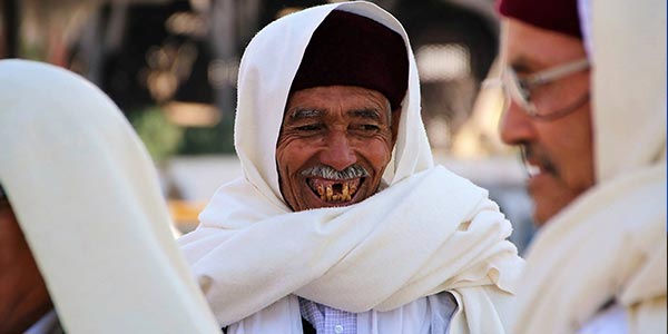 Portraits de villageois de Tataouine Ã  l'avenue Habib Bourguiba
