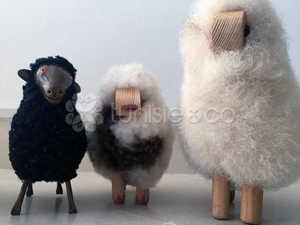 Peluches artisanales Ã  base de peau de mouton