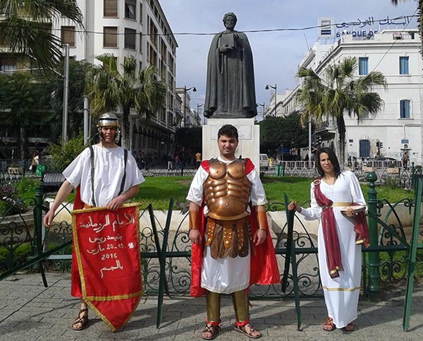 En photos : Les romains prennent d'assaut l'Avenue Habib Bourguiba