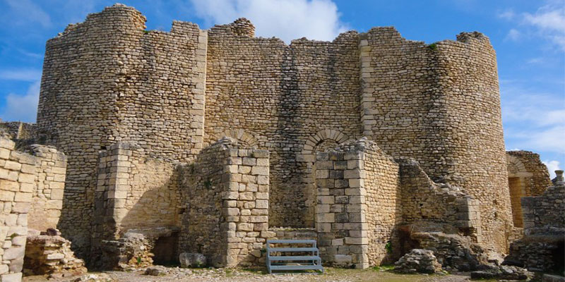 Les Thermes de Dougga à Beja 